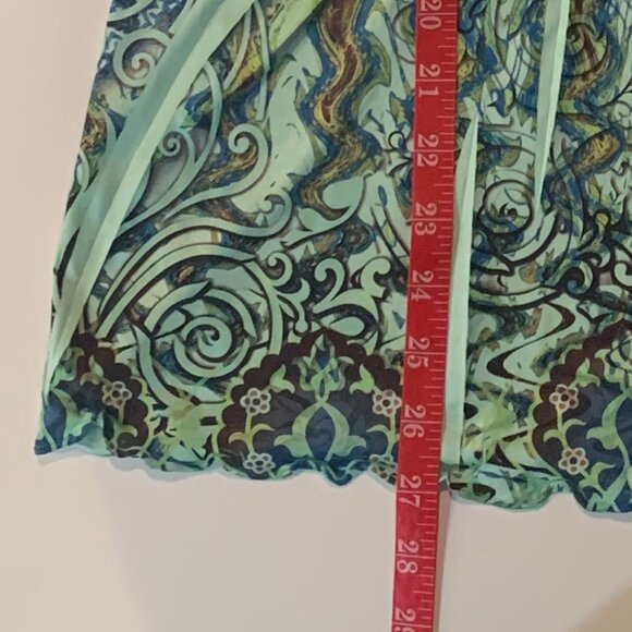 Beautiful EUC Covington Women's V-Neck Short Sleeve Top Size Medium Multicolored - Picture 11 of 11